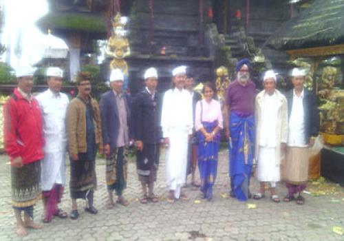 Kunjungan Duta Besar India untuk Indonesia, Timor Leste dan ASEAN ke Pura Batur