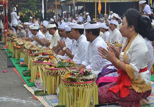 Upacara Meprani di Pura Ulun Danu Batur
