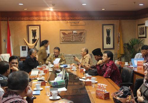 Rapat Presentasi I. Kemajuan pelaksanaan Pembangunan Dana Tugas Pembantuan