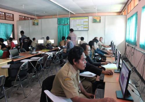 Pelatihan Jurnalisme dan Design Grafis (Photo editing) Dalam Rangka Optimalisasi Website Batur Global Geopark